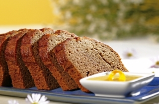 Pan de plátano y mermelada de manzana